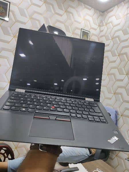 Lenovo yoga 380 lastest machine 2