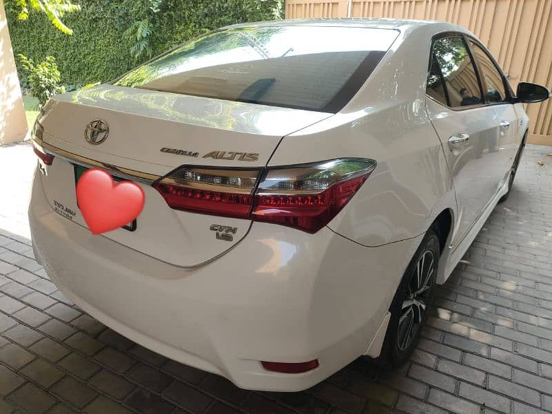 Toyota Altis Grande 2018 9