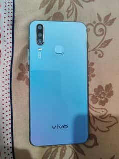 Vivo y 17 8/256 gb 10/10 condition with original charger