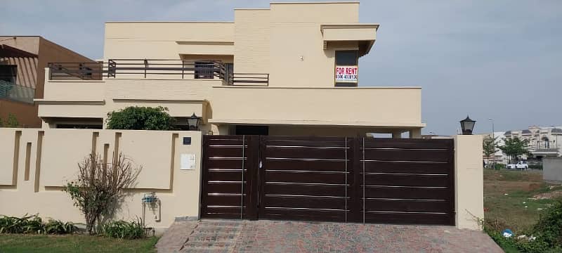 D H A Lahore 1 Kanal Owner Build Design House With 100% Original Pictures Available For Rent 47