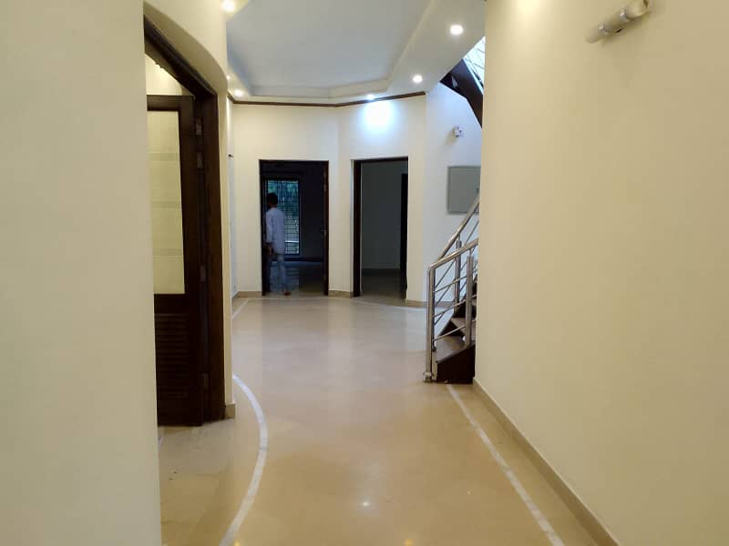 D H A Lahore 1 Kanal Faisal Rasool Design House With 100% Original Pics Available For Rent 35