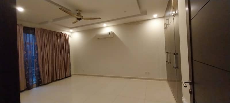 D H A Lahore 1 Kanal Mazhar Munir Design House Full Basement With 100% Original Pics Available For Rent 5