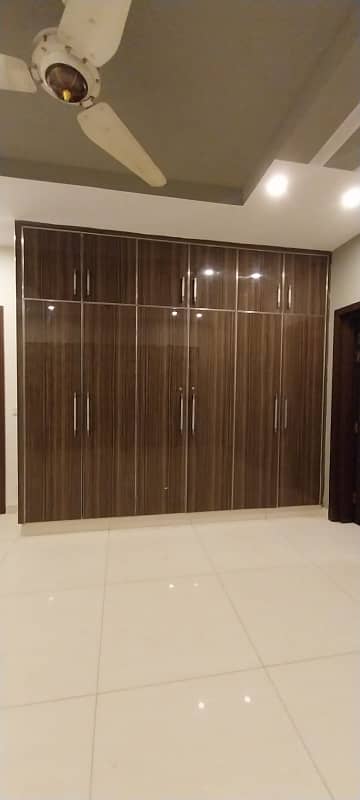 D H A Lahore 1 Kanal Mazhar Munir Design House Full Basement With 100% Original Pics Available For Rent 13