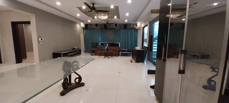 D H A Lahore 1 Kanal Mazhar Munir Design House Full Basement With 100% Original Pics Available For Rent 16