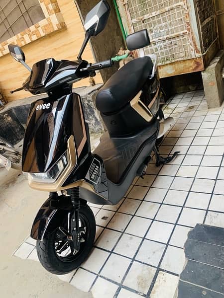 Evee Gen-Z Electric Scooty 2024 Model Number = 03016187376 4