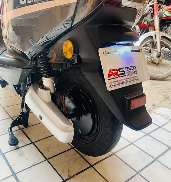 Evee Gen-Z Electric Scooty 2024 Model Number = 03016187376 5