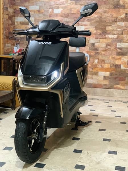 Evee Gen-Z Electric Scooty 2024 Model Number = 03016187376 8