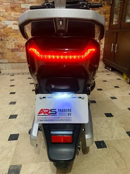 Evee Gen-Z Electric Scooty 2024 Model Number = 03016187376 13