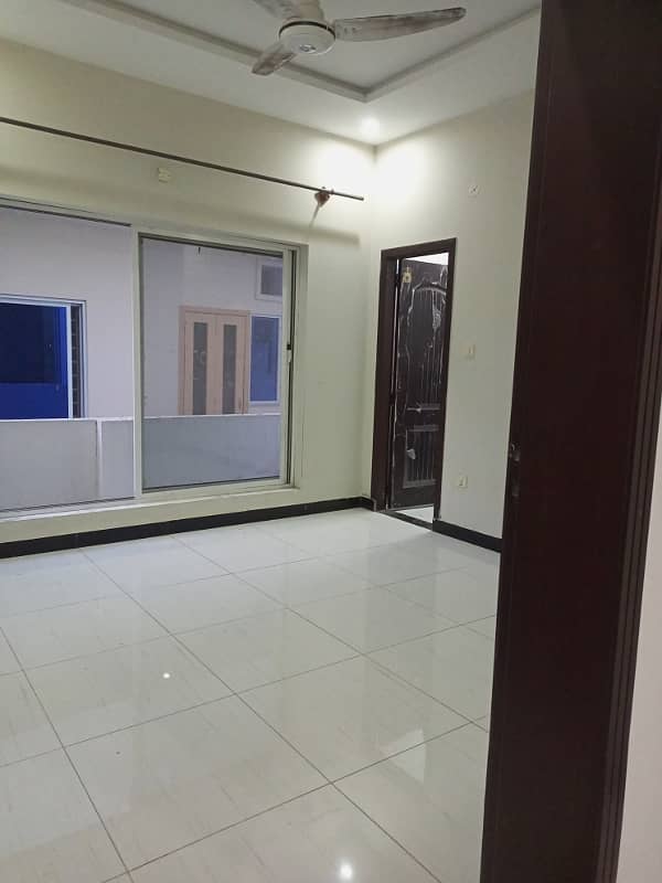 Like Brand New upper Portion Available For Rent in G 14/4 2