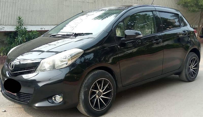 Toyota Vitz 2012 5