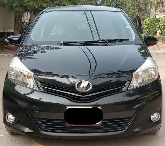 Toyota Vitz 2012 8