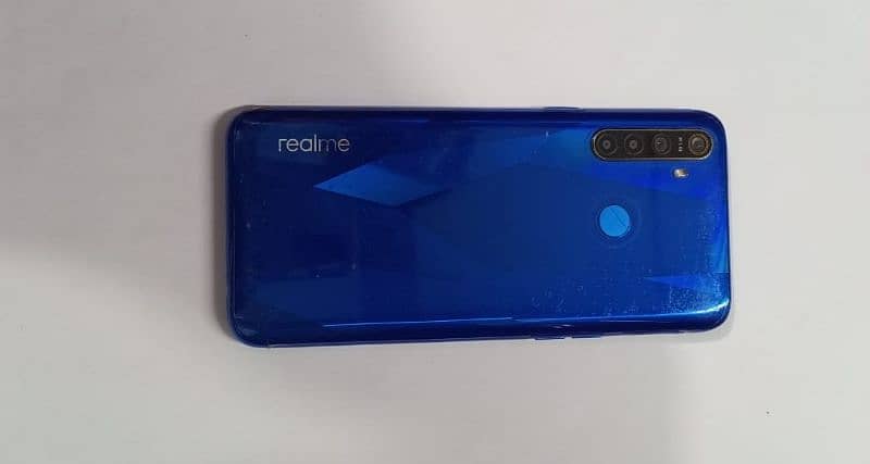 Realme 5  4/64 1