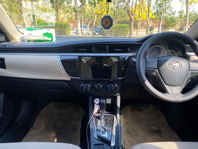 Toyota Corolla Altis 2016 6