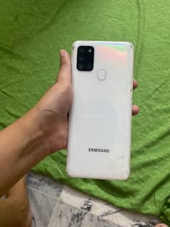 samsung A21 white colour  no delivery