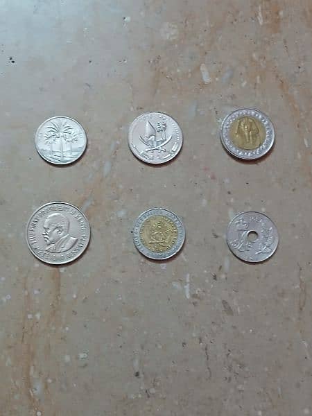 73 coins of 65 different countries antique and old coins. 3