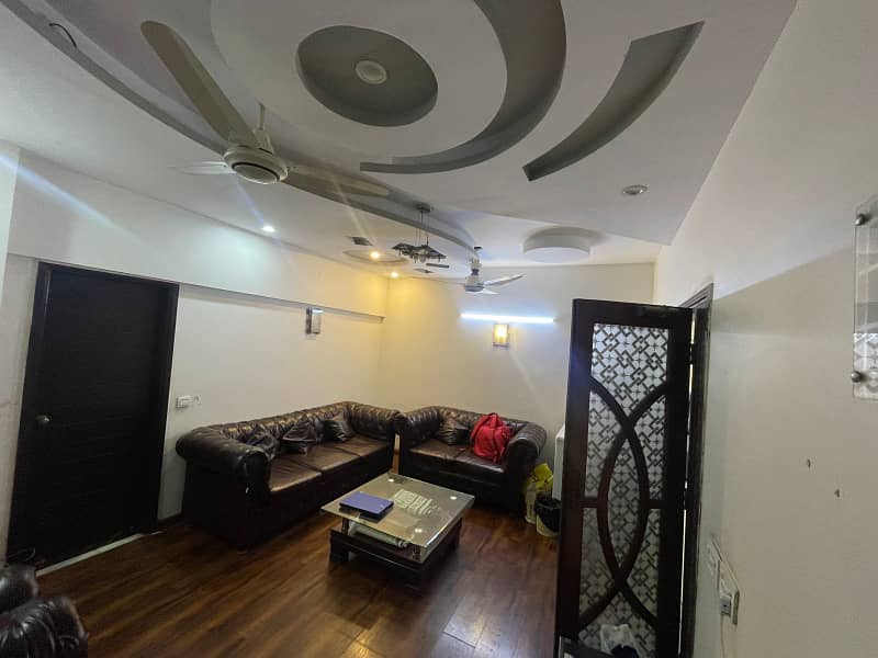 4BED DD HARMAIN ROYAL RESIDENCY FLAT FOR SALE IN GULSHAN E IQBAL BLK 1 3