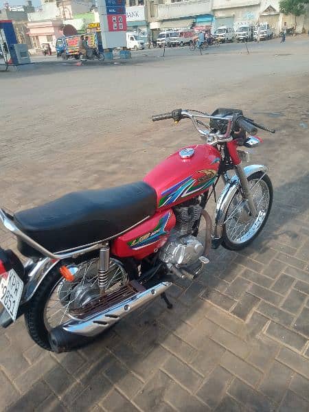 I'm selling my United 125 motorcycle 4