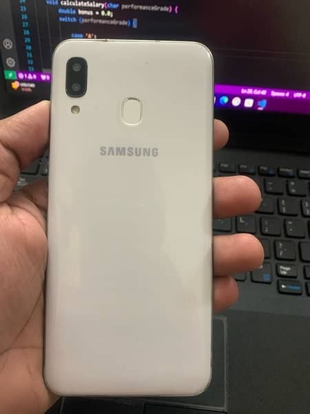 Samsung A30 0