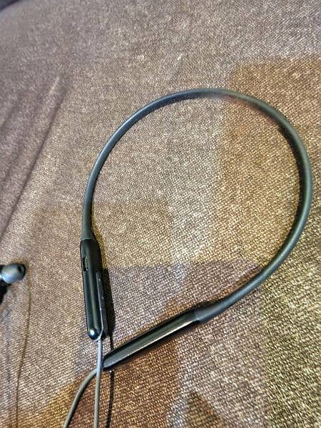 Oppo M31 Neckband 3