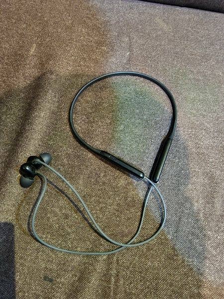 Oppo M31 Neckband 4