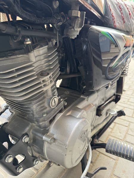 Honda CG 125 Model 2023 Like a New bike good condition buy an drive 7