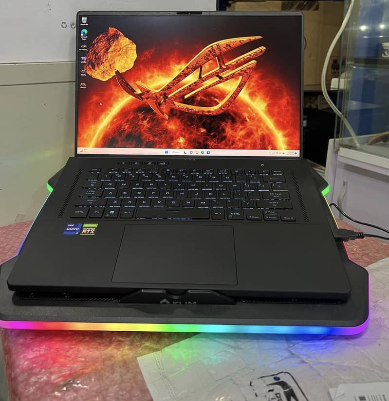 ASUS ROG Zephyrus M16 1