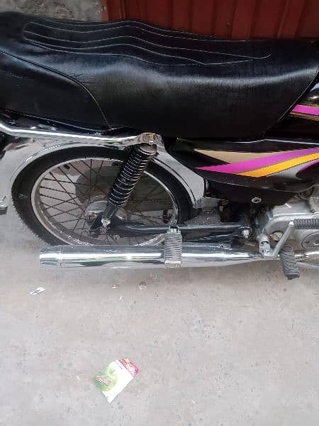 Honda 70 all documents are ok and condition 10 by 10 3