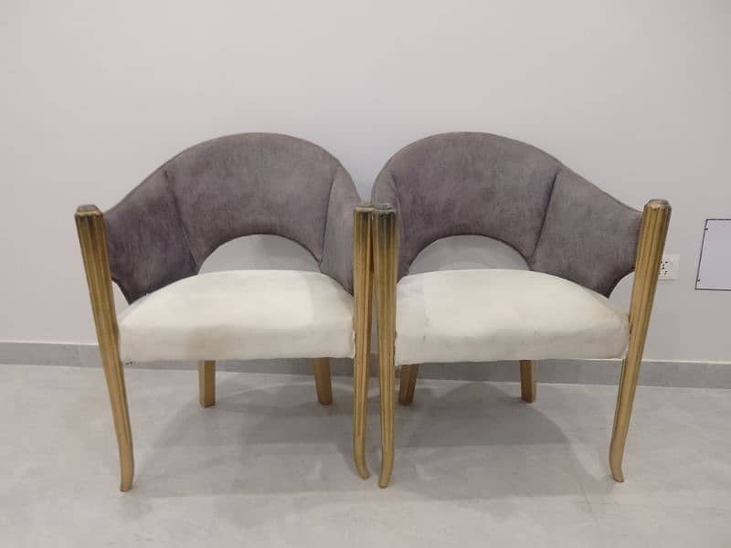 sofa style chairs with table 0