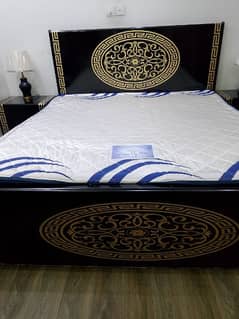 King size bed with Mattress 0