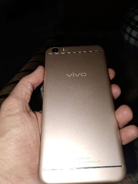 Vivo  mobile Y 66 ram 3 gp room 16 gp 2