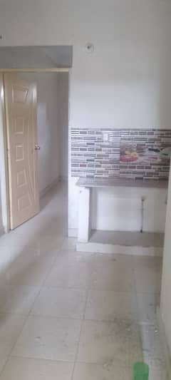 3rd floor flat for rent