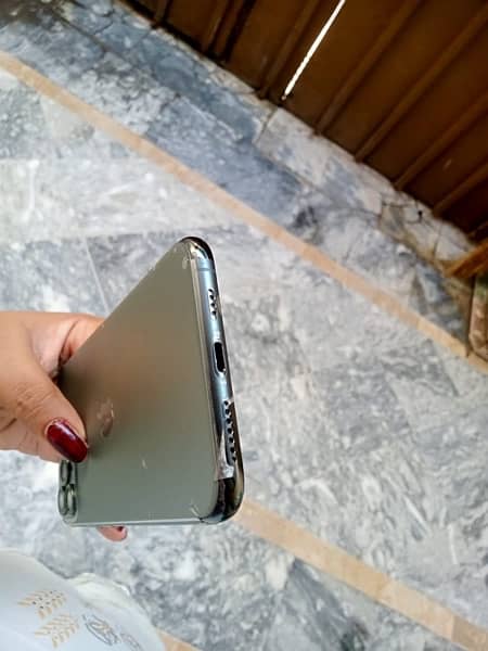 iphone 11 pro max Non PtA 8