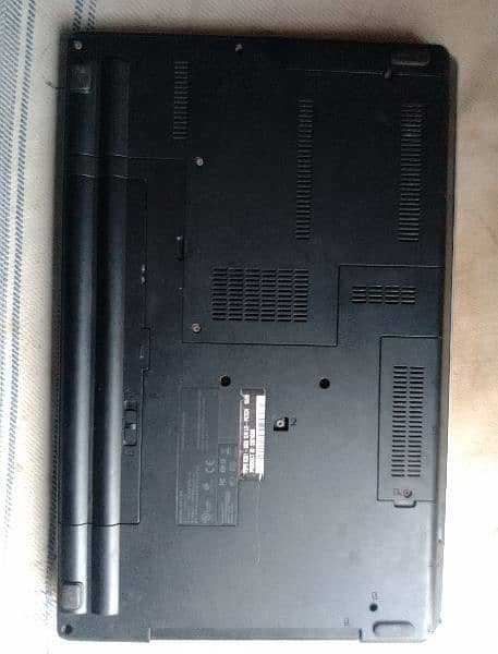 Lenovo Thinkpad Core i3 3rd generation 4/256Gb with original Charger. 5