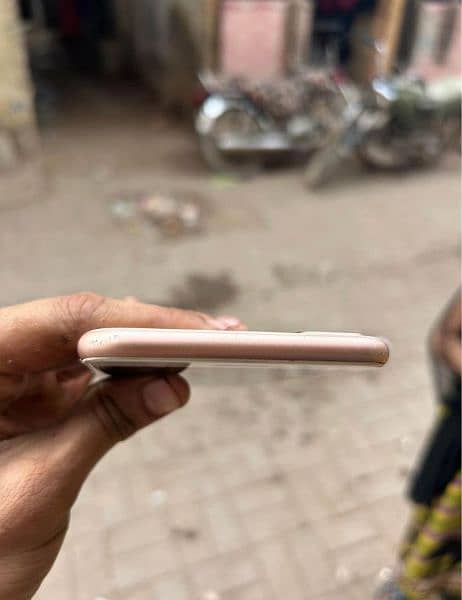 IPHONE 8 PLUS. . . 256gb                           (PTA APPROVED) 4