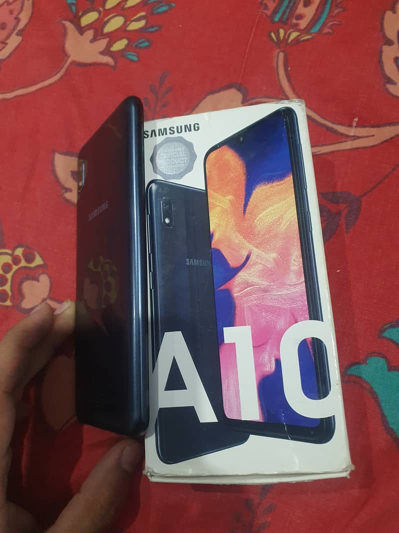 Samsung A10 2/32gb with Box 3