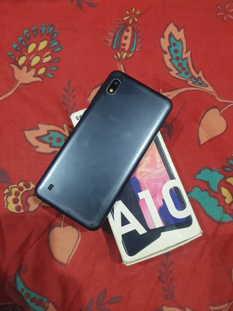 Samsung A10 2/32gb with Box 4