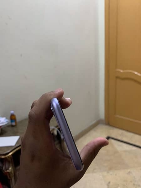 iphone 11 pta 4