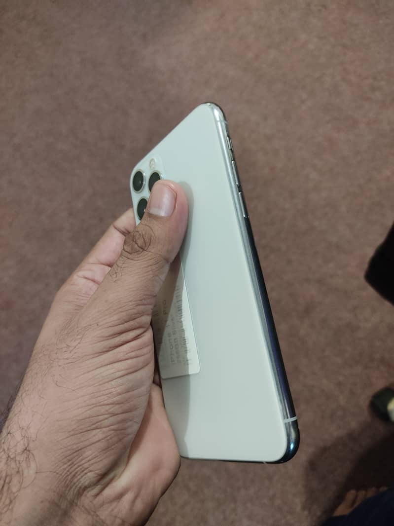 I want to sale my IPhone 11pro 256gb 5