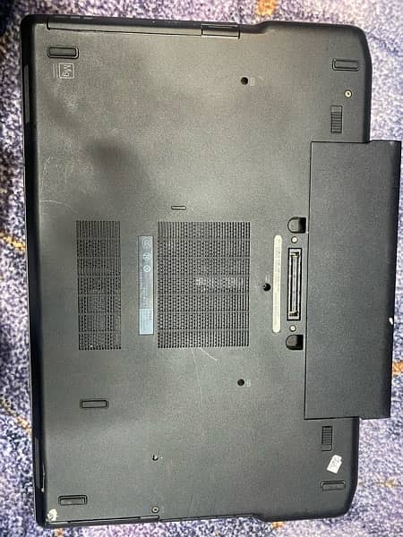 Dell latitude E6530 5