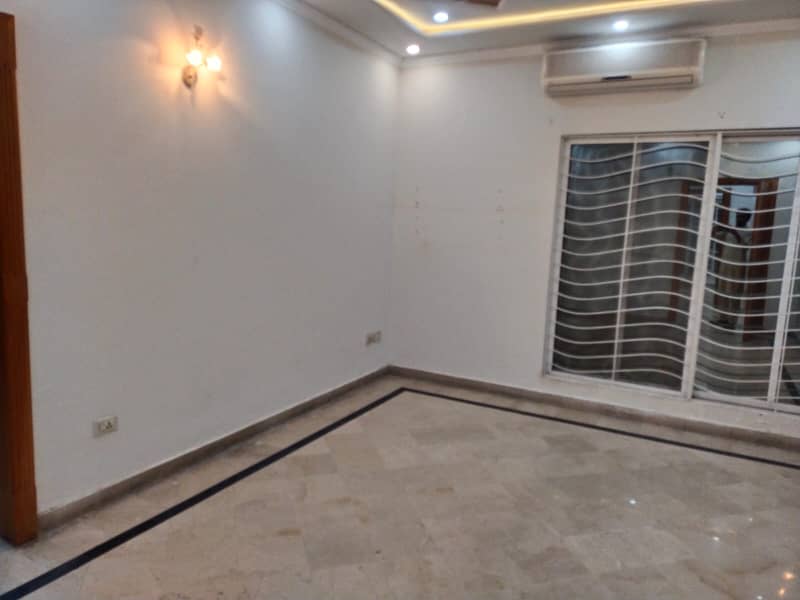 Fully Independent 1 Kanal Lower Portion with Upper Portion lock Available For Rent In FF Block DHA Phase 4 Lahore 1