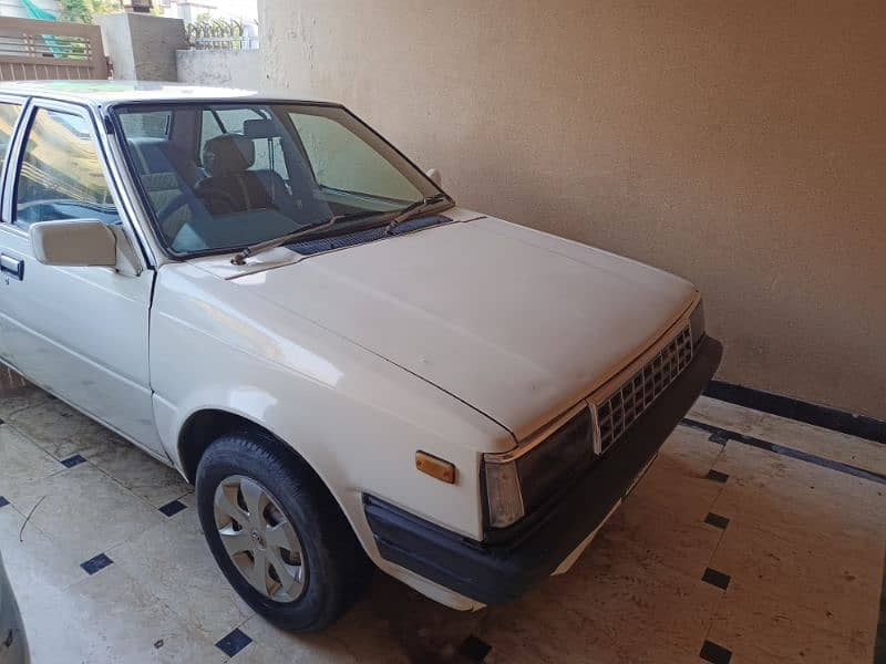 Nissan Sunny 1985 4