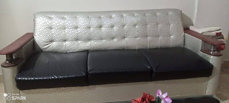 7 seater sofa set with centre table 11