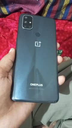 One plus model N100 6/128 dono sim chlti hain