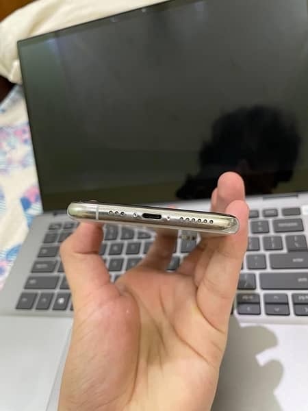 iPhone xs pta approved 5