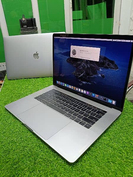 Apple Macbook Pro 2017-Core i7-2GB Card-16GB-256/512ssd-15"-Touch Bar 10