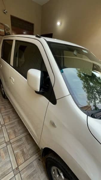 Suzuki Wagon R 2019 1