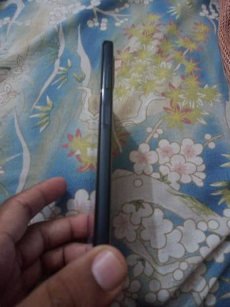 Nokia g21 like new condition mic and hand free not working 3