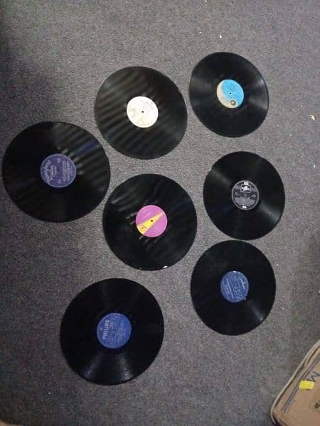 Vintage Vinyl Records | Antique | Gramophone 2