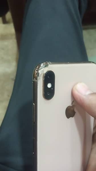 Iphone Xs-Max 4