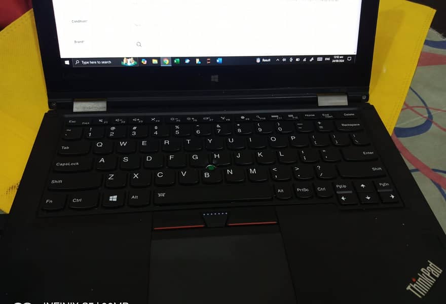 Lenovo Yoga 260 ( 360 Degree ) 1